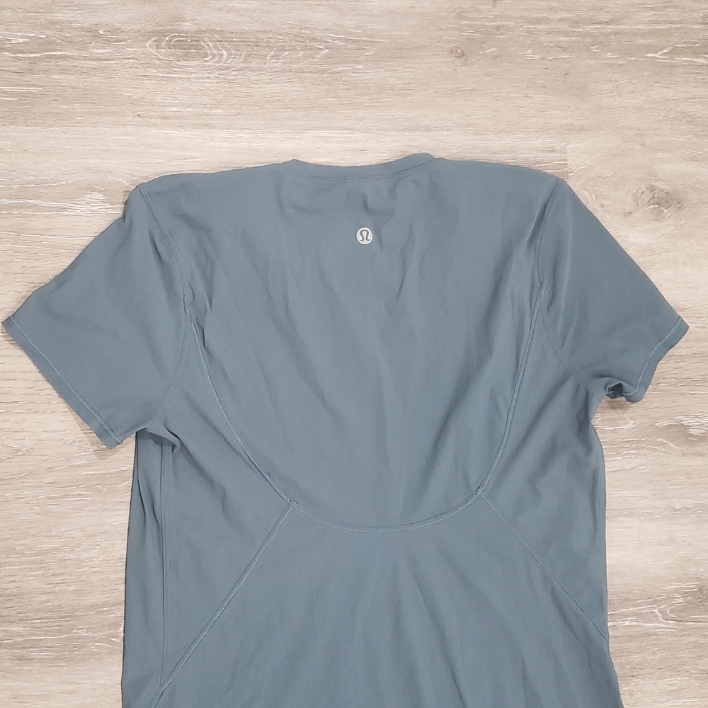 Lululemon Into the Sun Tee Persian Blue - Picture 5 of 10